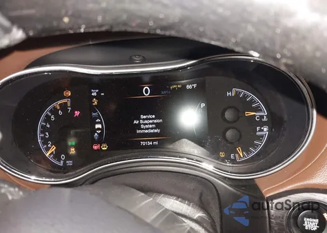 2019 Jeep Grand Cherokee Summit 4X4 z USA, uszkodzony, nr VIN 1C4RJFJT4KC740359